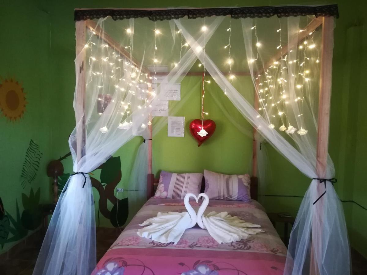 Perezoso Hostel Rurrenabaque Eksteriør bilde