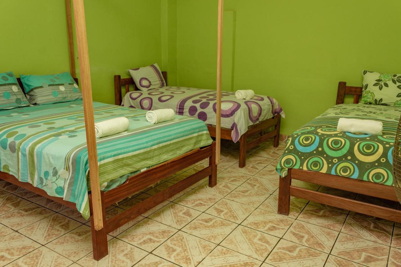Perezoso Hostel Rurrenabaque Eksteriør bilde